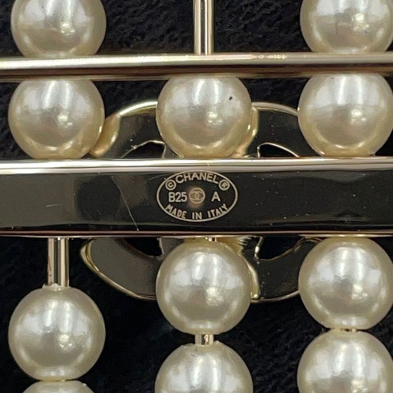 Chanel Brooch CC Logo Heart Rhinestone Faux Pearl