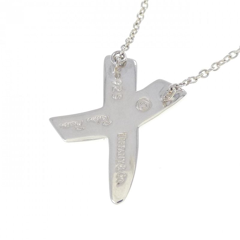 Tiffany & Co Kiss Necklace