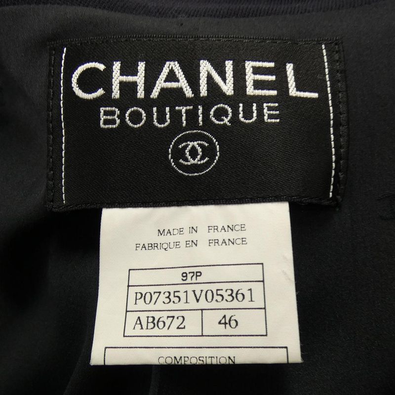 Vintage CHANEL P07351v05361 97P Setup