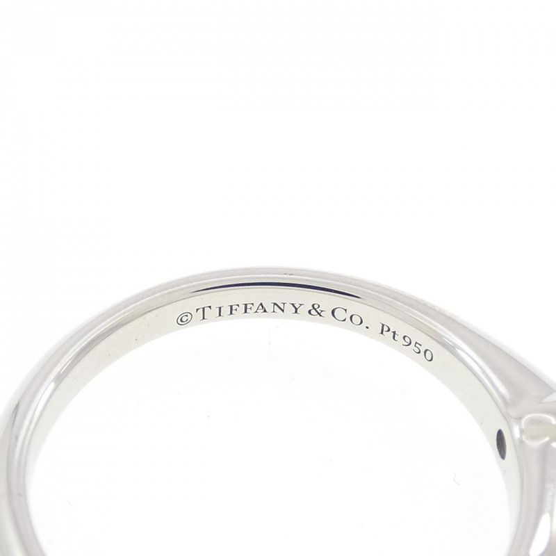 Tiffany & Co Classic Solitaire Ring 0.21ct