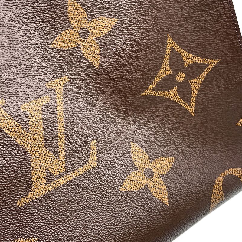 Louis Vuitton Tote Monogram Reverse Giant on the Go GM 2-Way