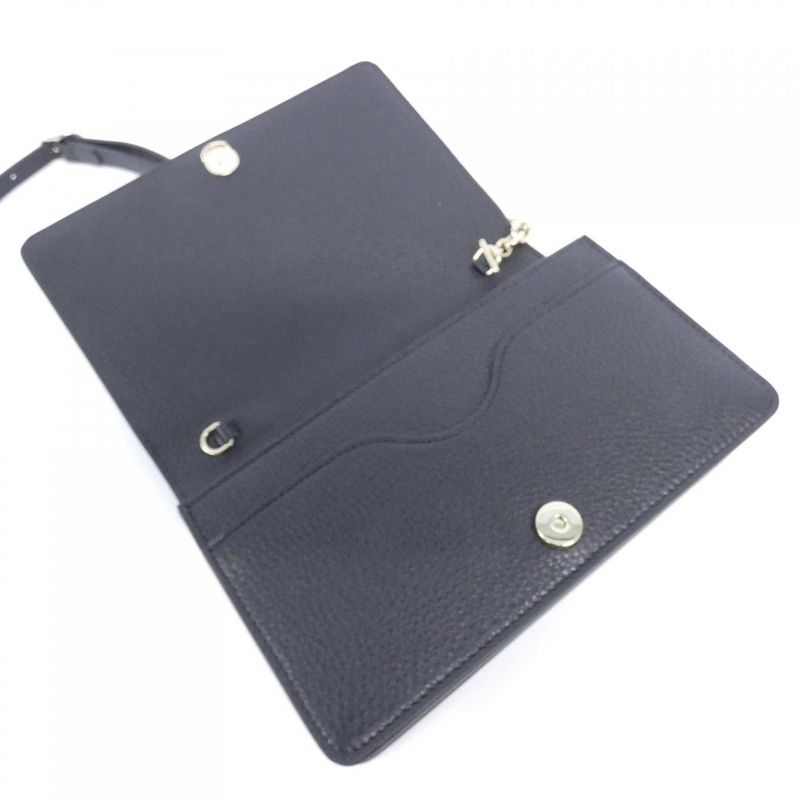 GUCCI GG Enblem 818705 Aaeem Chain Wallet