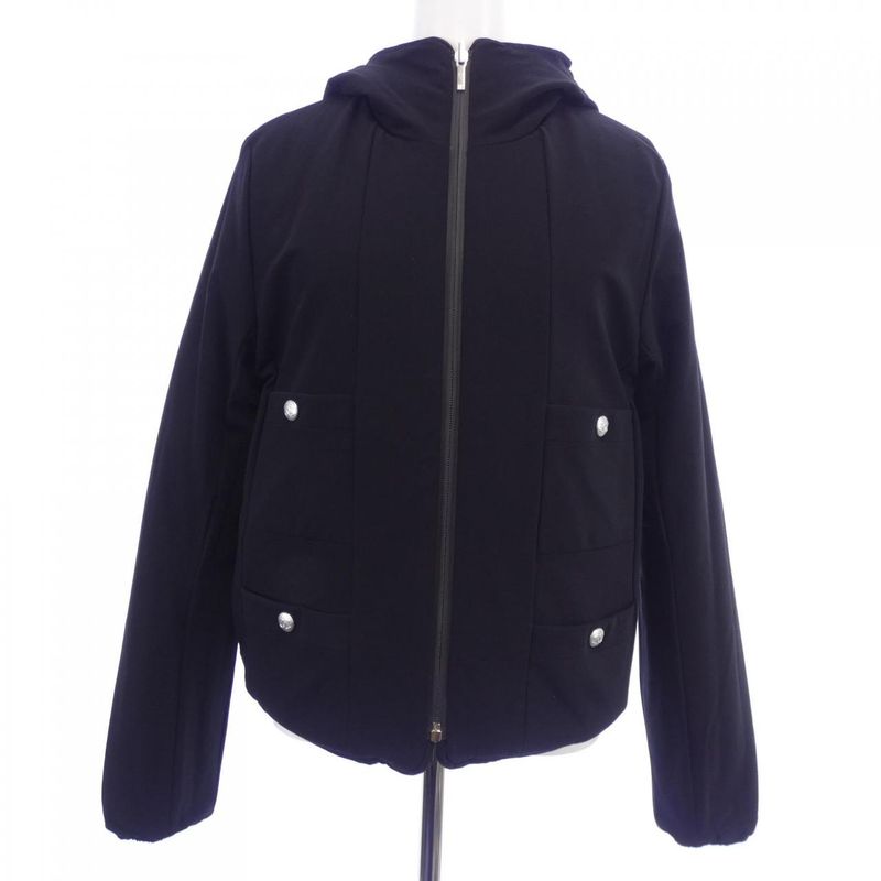 CHANEL P70625v62737 Down Jacket