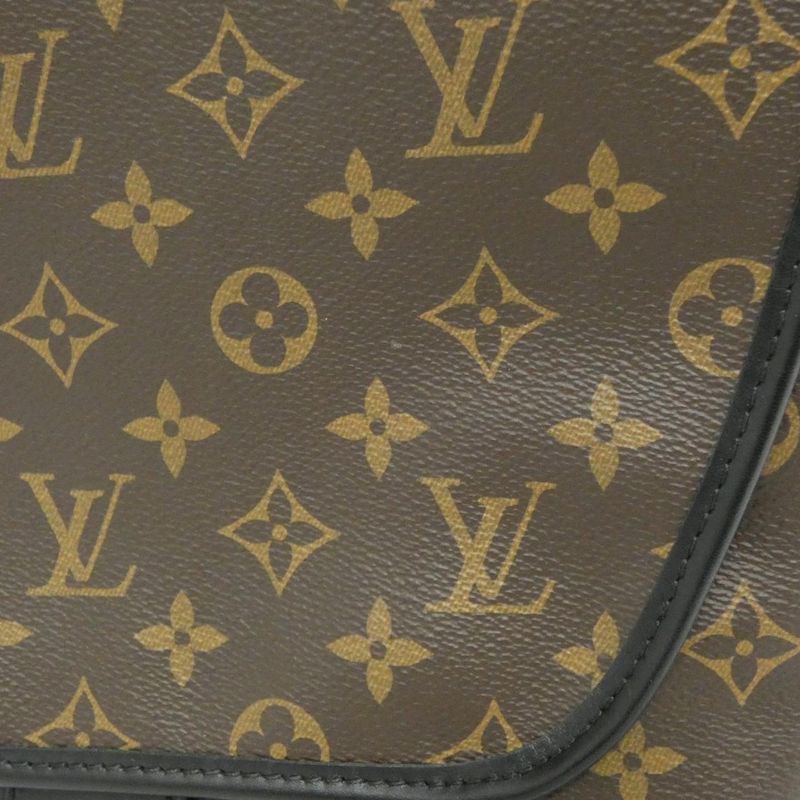 Louis Vuitton Monogram Macasa- Magnetic Messenger- M45557 Shoulder Bag