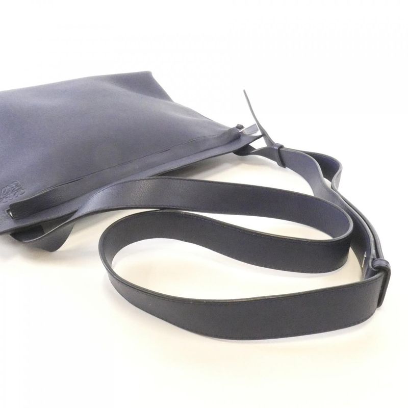 LOEWE Tea Messenger 316 36 P37 Shoulder Bag