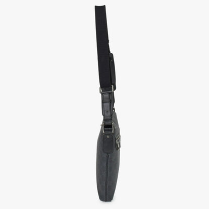 Gucci GG Supreme Shoulder Bag Black Canvas Silver — view 5