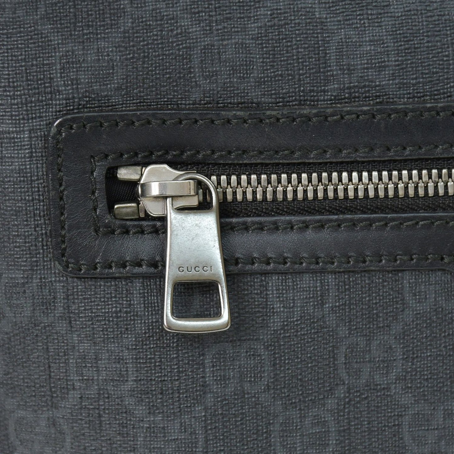 Gucci GG Supreme Shoulder Bag Black Canvas Silver — view 8