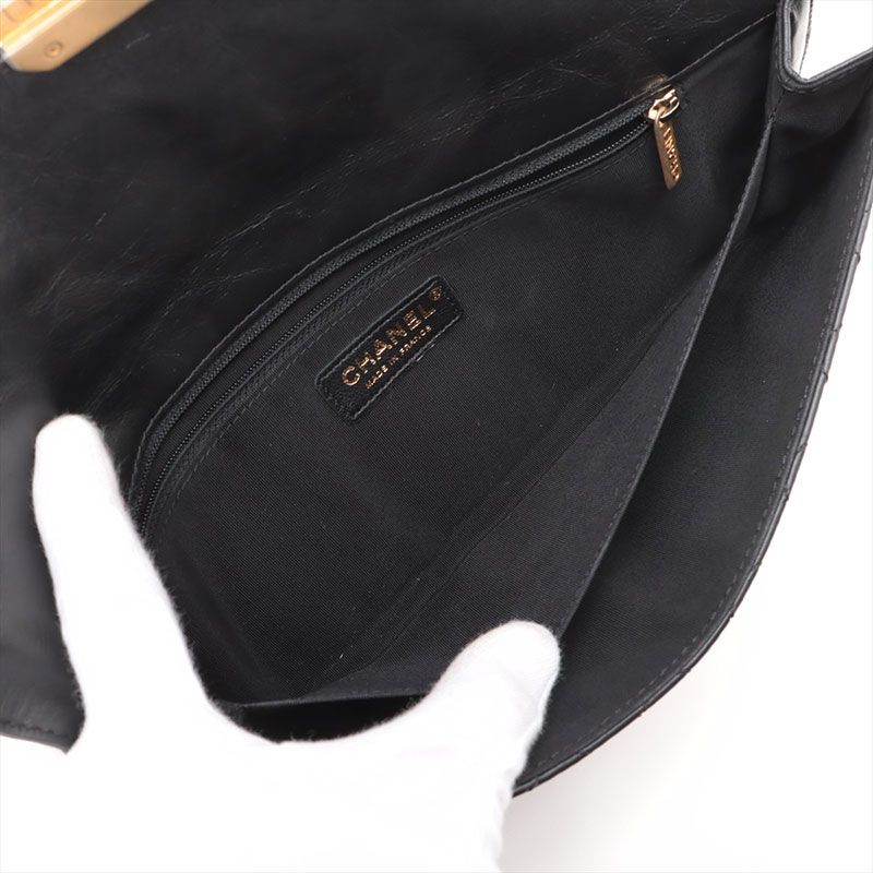 Chanel Clutch 26 Quilted