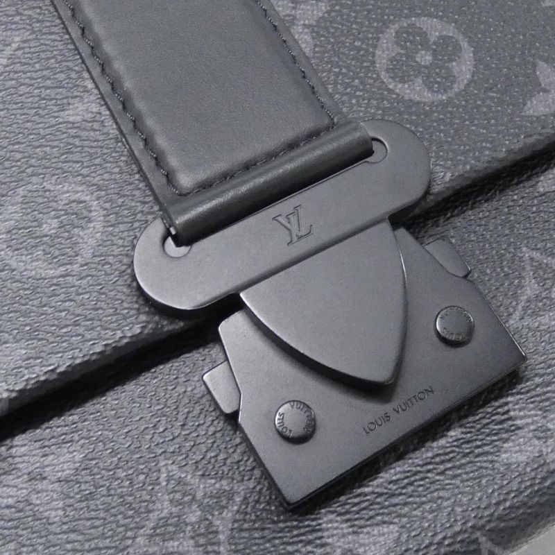 Louis Vuitton Monogram Eclipse Scape Messenger- M46794 Shoulder Bag