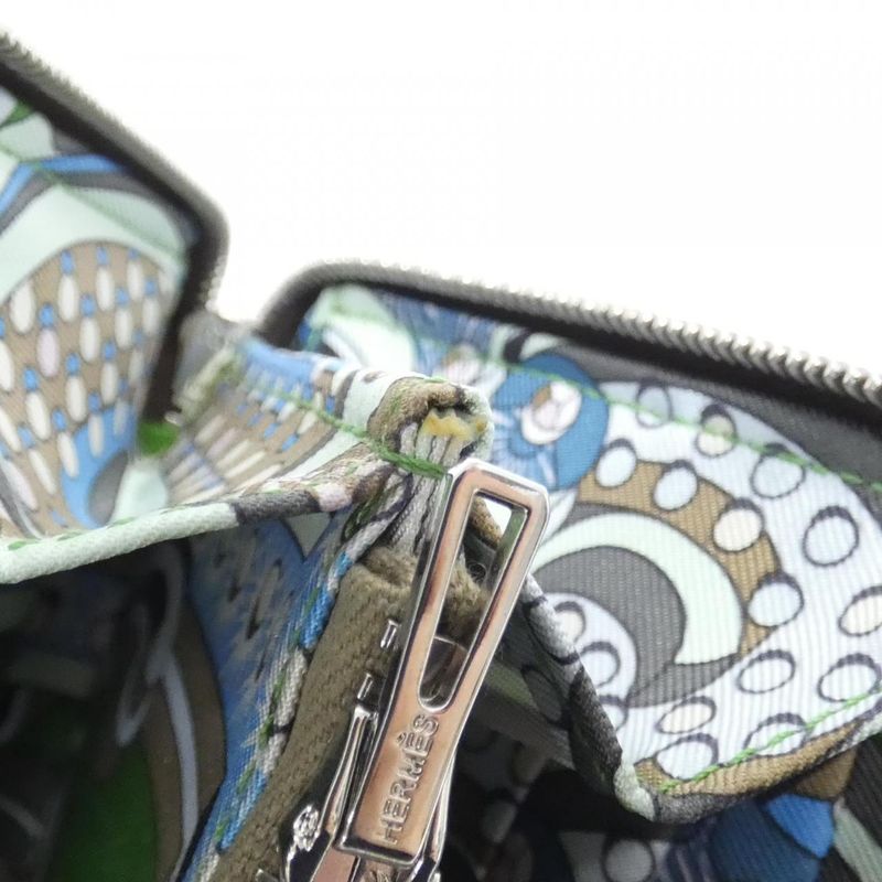 HERMES Electrique Silk In Classic 085200ck Wallet