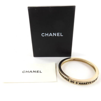 CHANEL 07P English Engraved Bangle Bracelet Accessory - Gold With