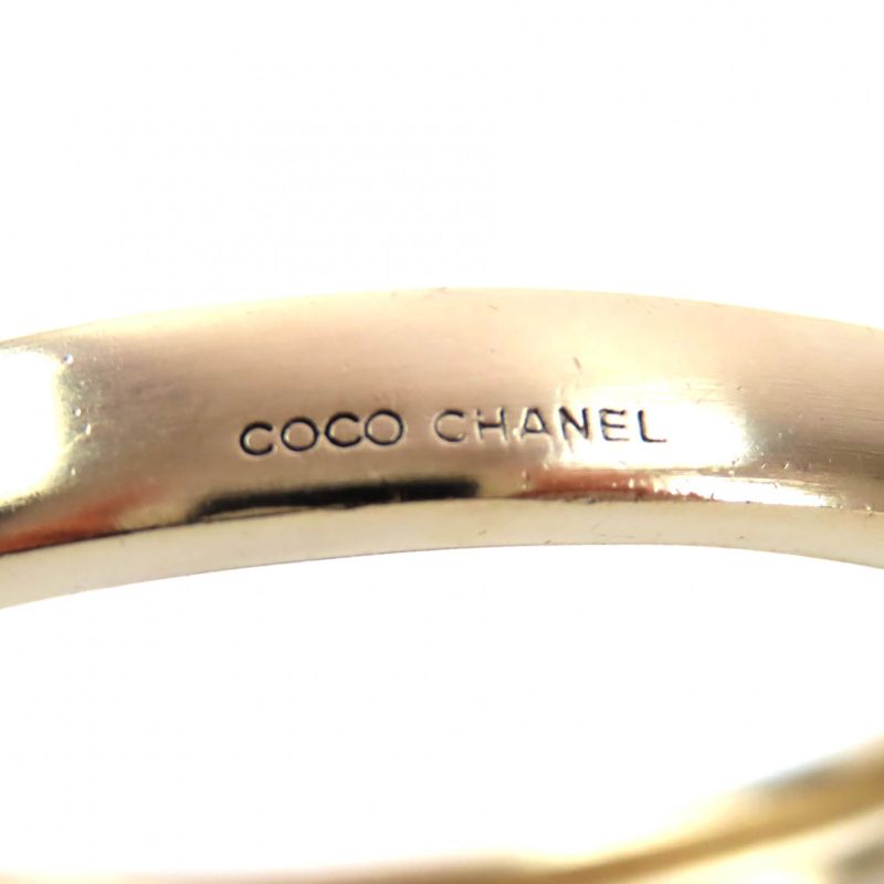 CHANEL 07P English Engraved Bangle Bracelet Accessory - Gold With