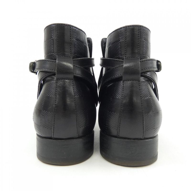 Louis Vuitton St0069 Boots