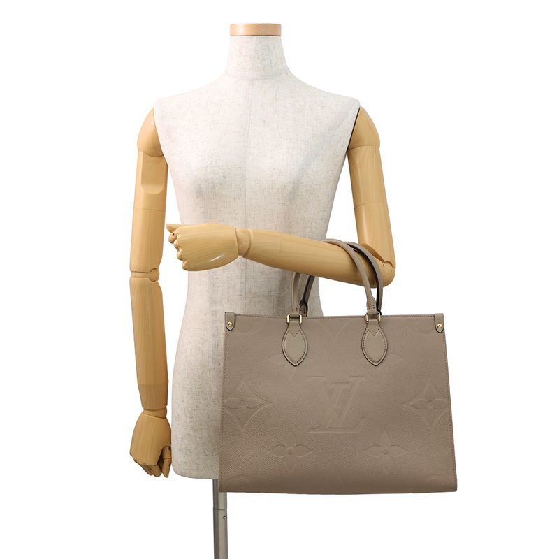 Louis Vuitton Tote Monogram Empreinte on the Go MM Tourtrail