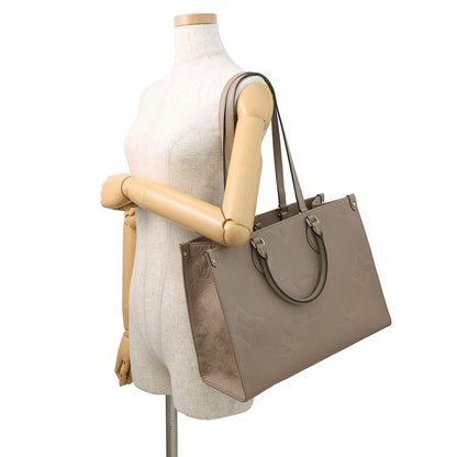Louis Vuitton Tote Monogram Empreinte on the Go MM Tourtrail