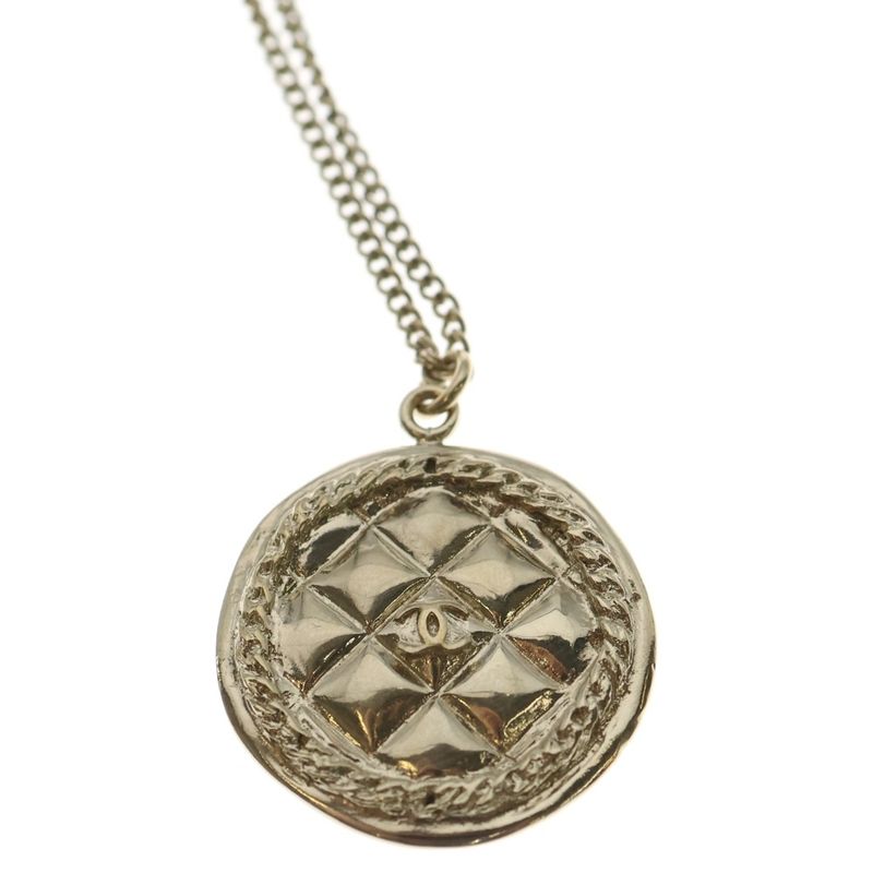 CHANEL Coco Mark Matelasse Plate Necklace Gold