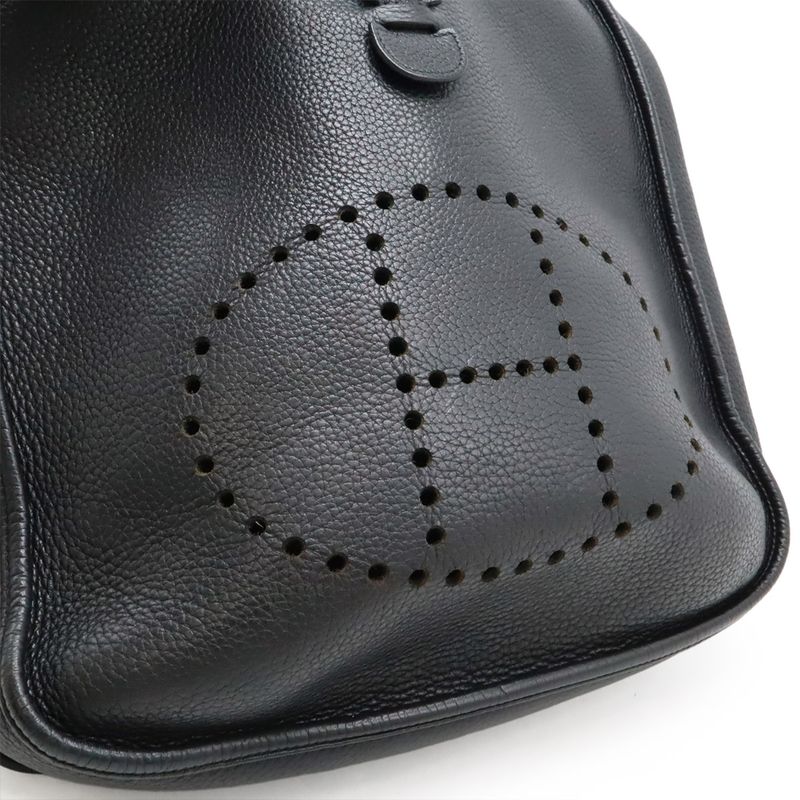 HERMES Evelyne 3 III GM Shoulder Bag Crossbody Taurillon Clemence Black