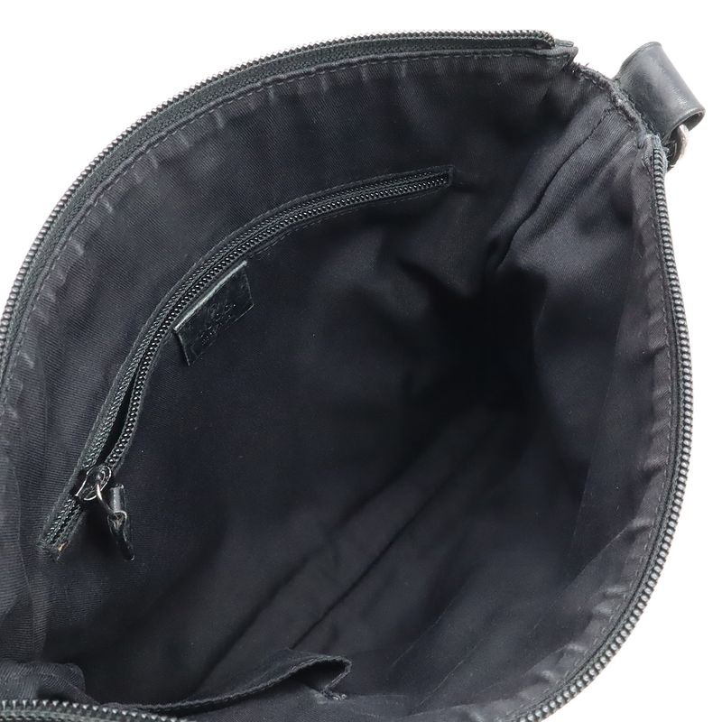 GUCCI GG Canvas Shoulder Bag Messenger Bag Crossbody Punching Leather Black