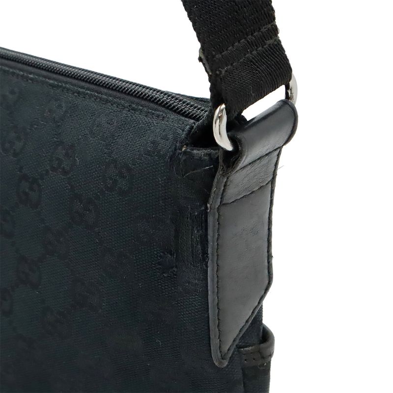 GUCCI GG Canvas Shoulder Bag Messenger Bag Crossbody Punching Leather Black