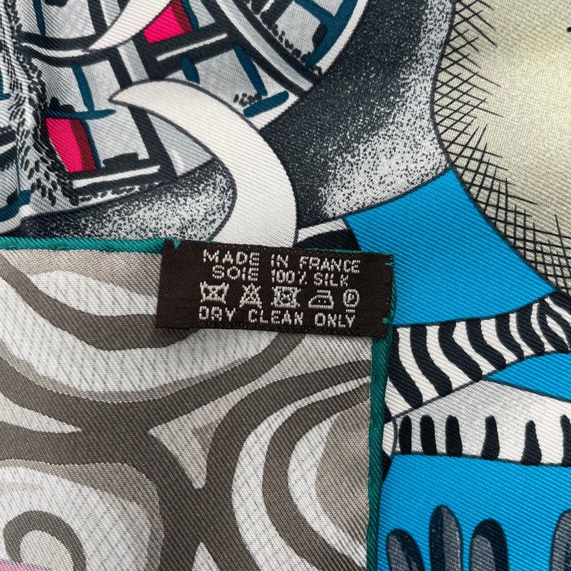 HERMES Carre 90 100% Silk Scarf Marche Du Zambeze Marche On The Zambezi Blue