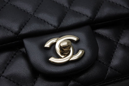 Chanel Mini Quilted 16 S Flap S Chain Shoulder Bag Base CC Logo Lambskin Black — view 4