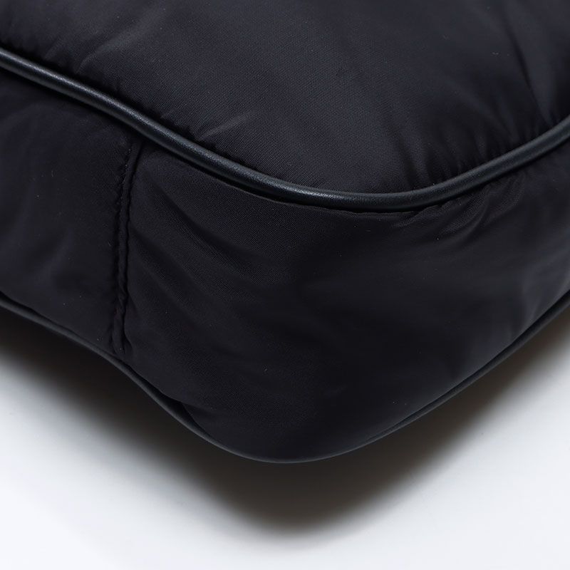 Saint Laurent Yves Handbag Logo le 5 a 7