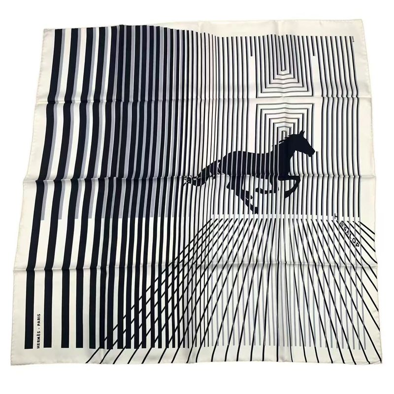 HERMES Carre 90 Mouchoir Imprime H AU Galop Horse Pattern White