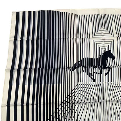 HERMES Carre 90 Mouchoir Imprime H AU Galop Horse Pattern White