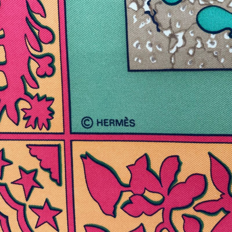HERMES Scarf 100% Silk Early America Good Old America Animal Pattern Green Box