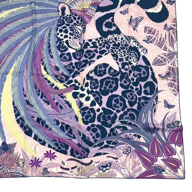 Unused HERMES Carre 90 Scarf Silk Jaguar Quetzal Jaguar Quetzal Multicolor