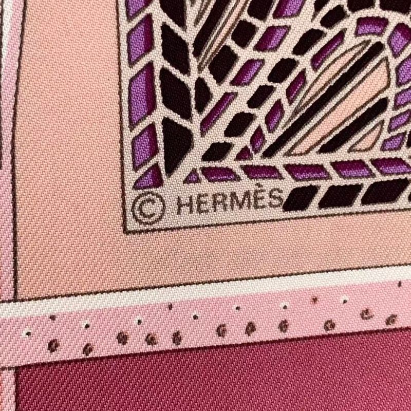 HERMES Carre 90 100% Silk Scarf Libres Comme L'air Sky Is Free Pink Box Included