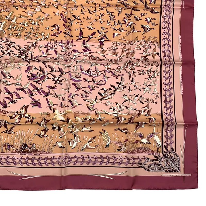 HERMES Carre 90 100% Silk Scarf Libres Comme L'air Sky Is Free Pink Box Included