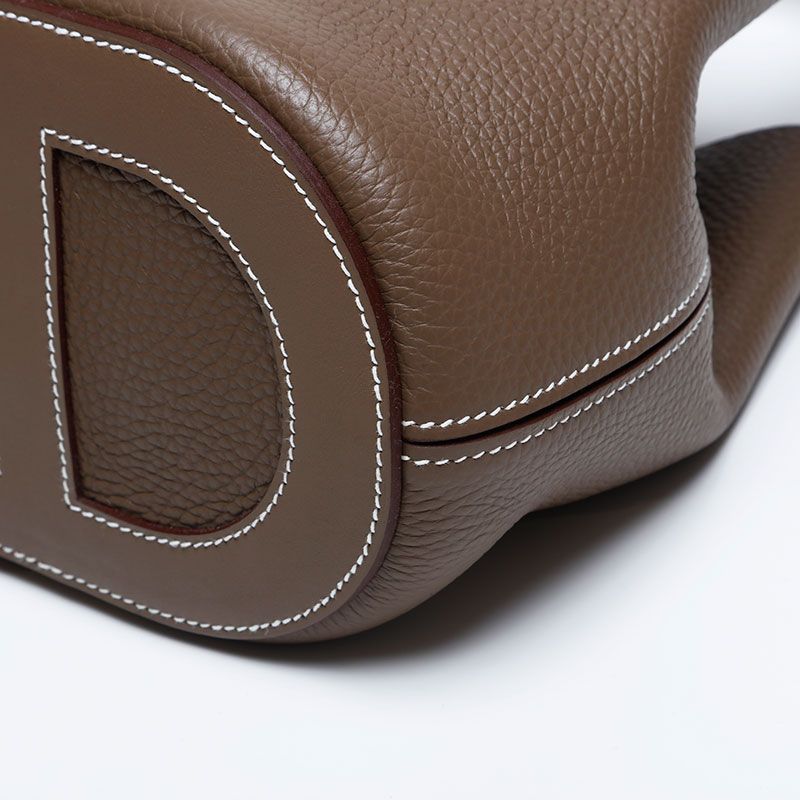 Hermes Handbag in the Loop