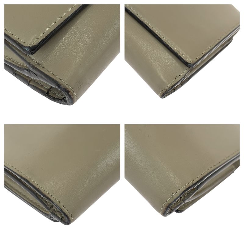 Fendi P-cub-Beige Gold Hardware Leather 8 M0308 Long Wallet Women's 600059
