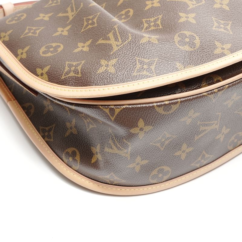 Louis Vuitton Shoulder Bag Monogram Menilmontant MM
