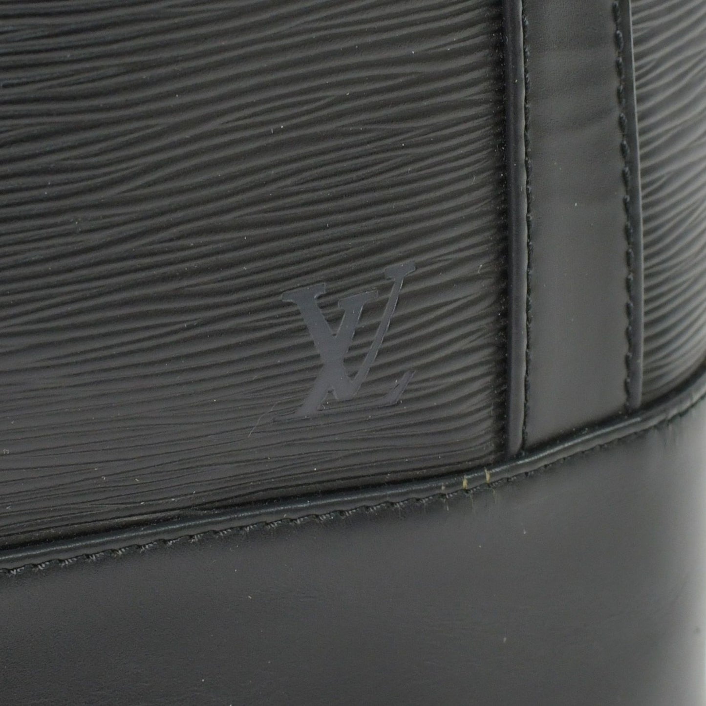 Louis Vuitton Epi Randonnee GM Backpack Gold — view 5