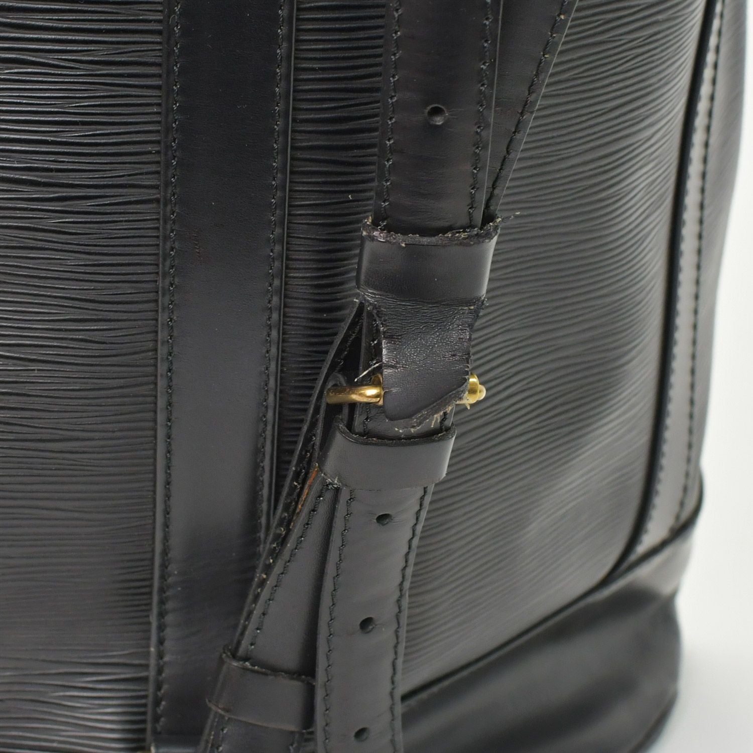Louis Vuitton Epi Randonnee GM Backpack Gold — view 7
