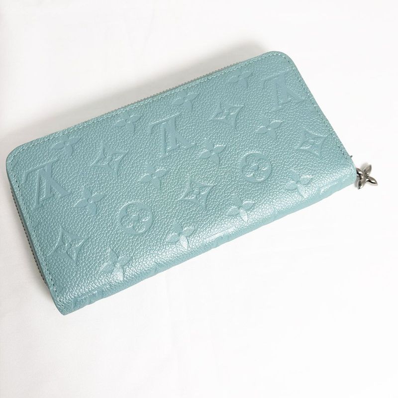 Louis Vuitton Wallet Zip Around Azur Frost Monogram