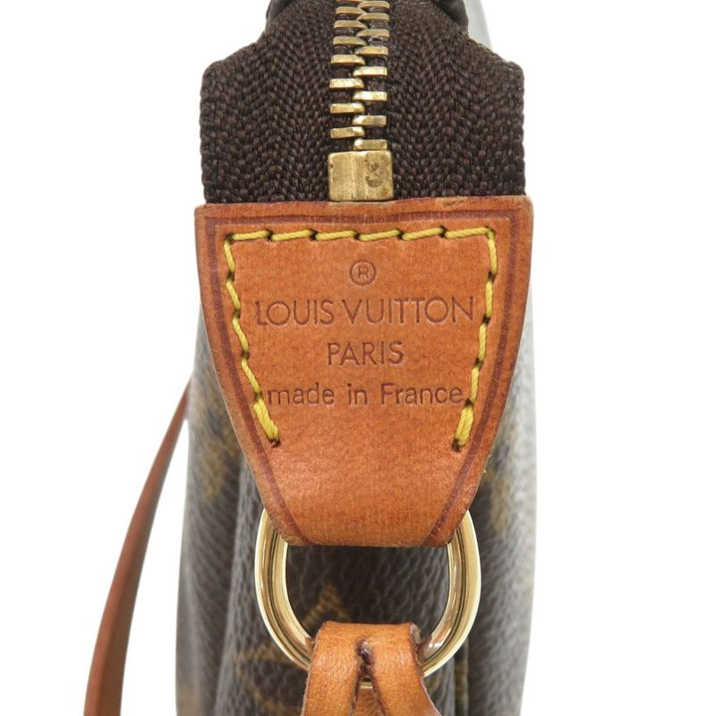 Louis Vuitton Pochette Monogram LV