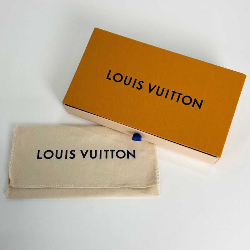 Louis Vuitton Portefeuille Iris Bifold Long Wallet Monogram Mahina Noir Black