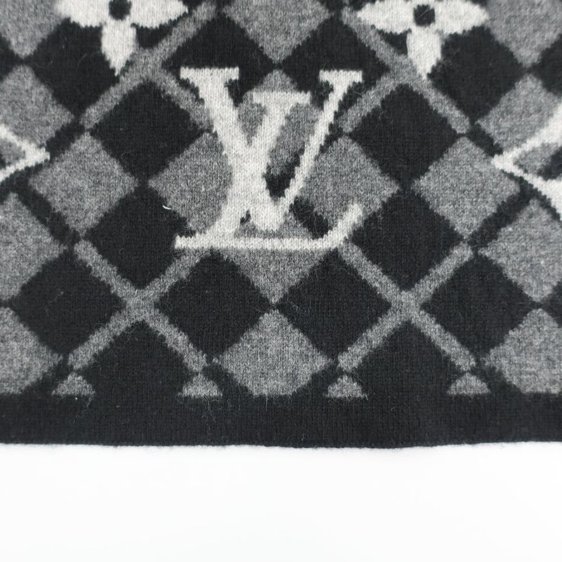 Louis Vuitton Echarpe Monogram Mountain Muffler Black Gray Scarf
