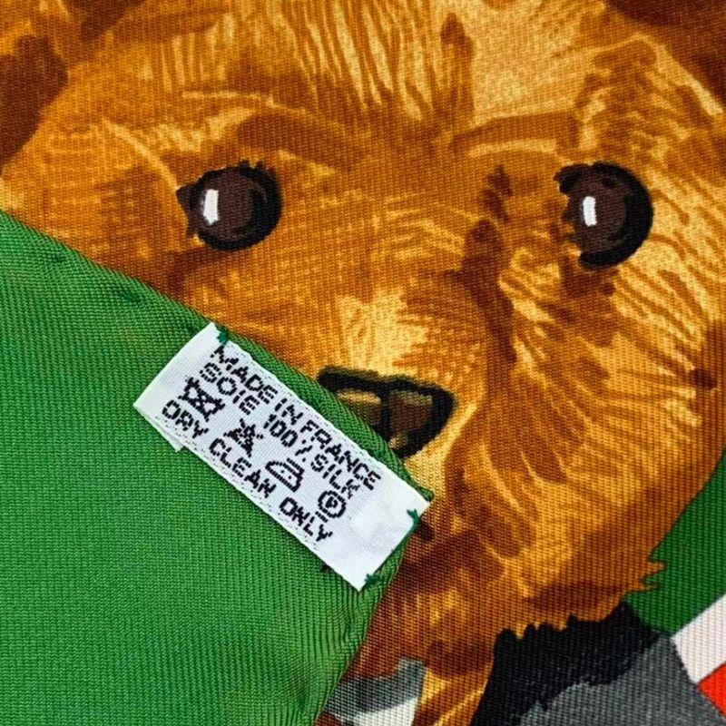 Hermes Scarf Carre 90 100% Silk Confidents Des Coeurs Teddy Bear Friends