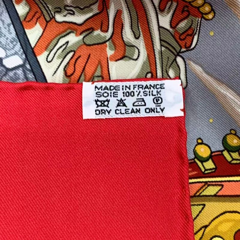 Hermes Carre 90 Scarf Silk Cavaliers Des Nuages Cloud Knight Red Box