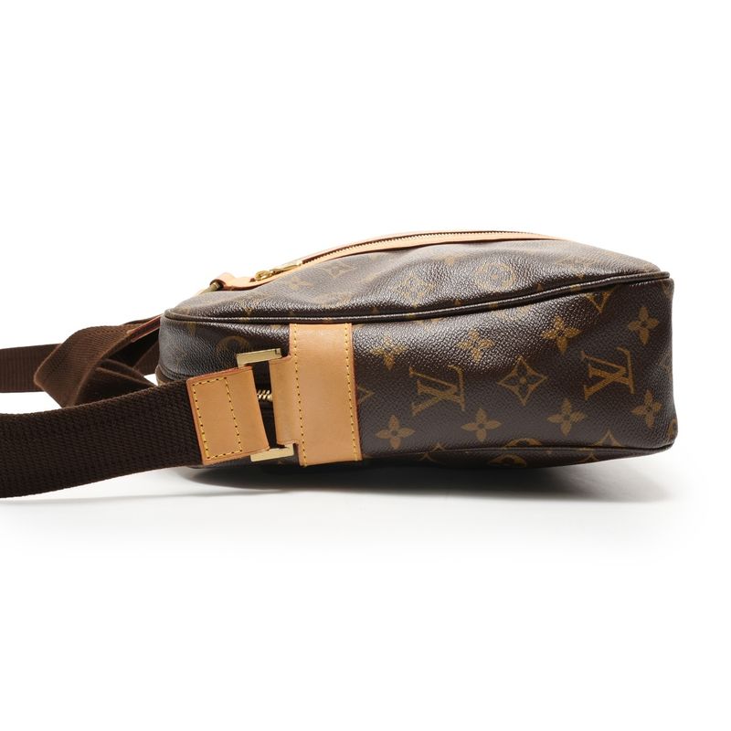 Louis Vuitton Shoulder Bag Sac Bosphor Monogram