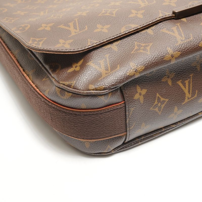 Louis Vuitton Shoulder Bag Monogram Messenger Boble MM