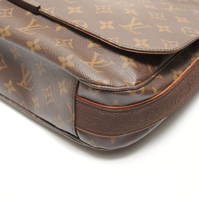 Louis Vuitton Shoulder Bag Monogram Messenger Boble MM
