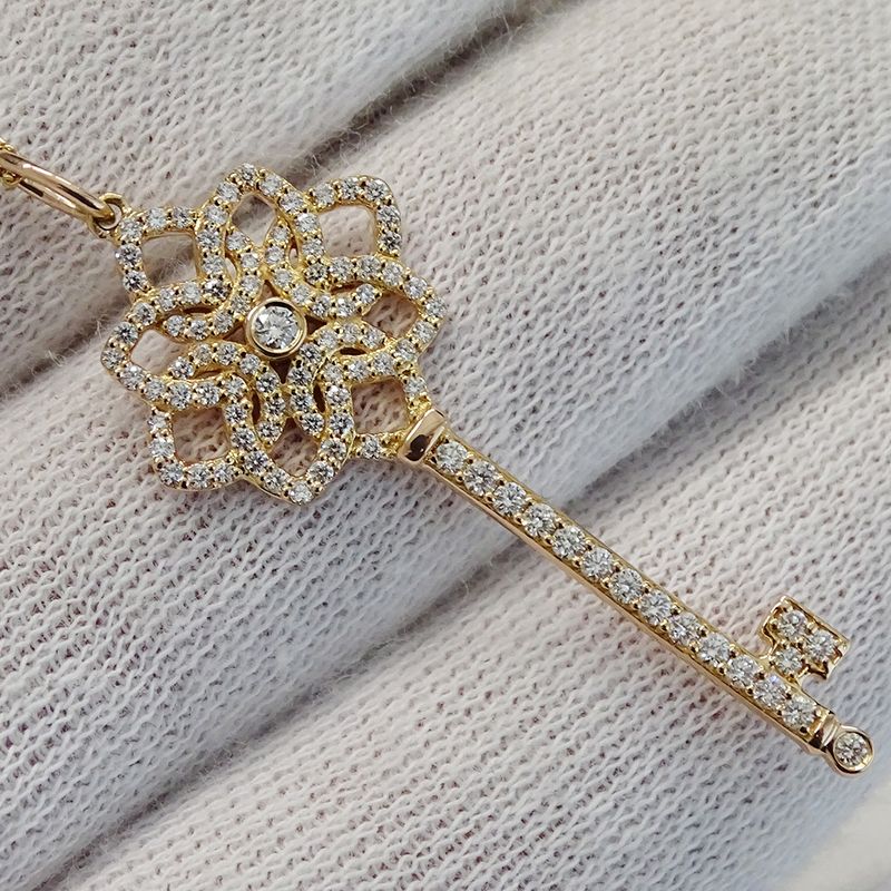 Tiffany & Co Necklace Diamond Woven Key Pink