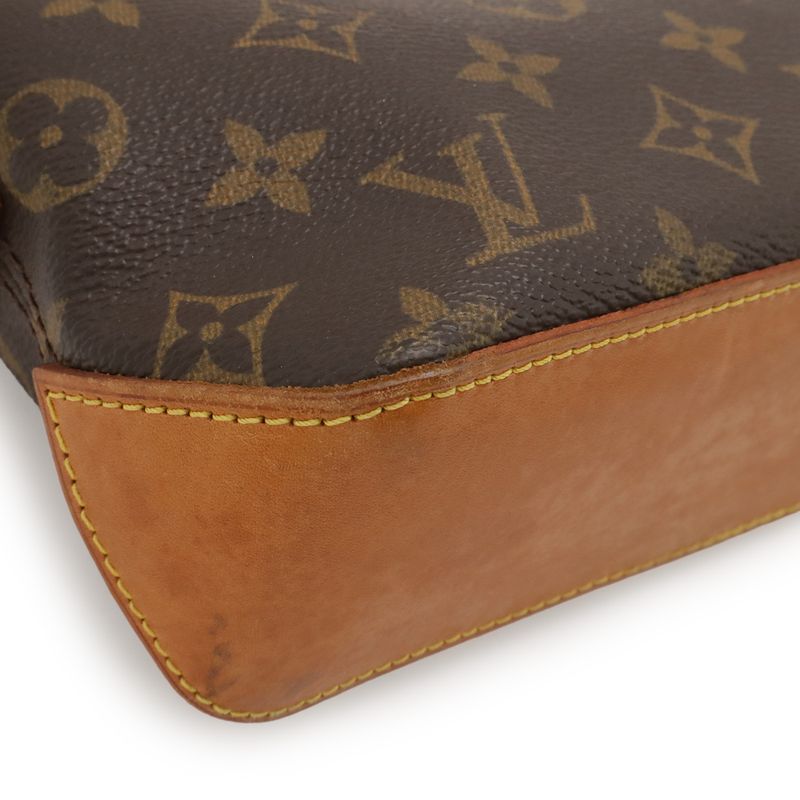 Louis Vuitton Monogram Trotteur Shoulder Bag Pochette