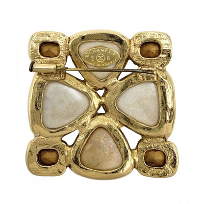 Chanel Brooch CC Logo Coco Rhinestone Fake