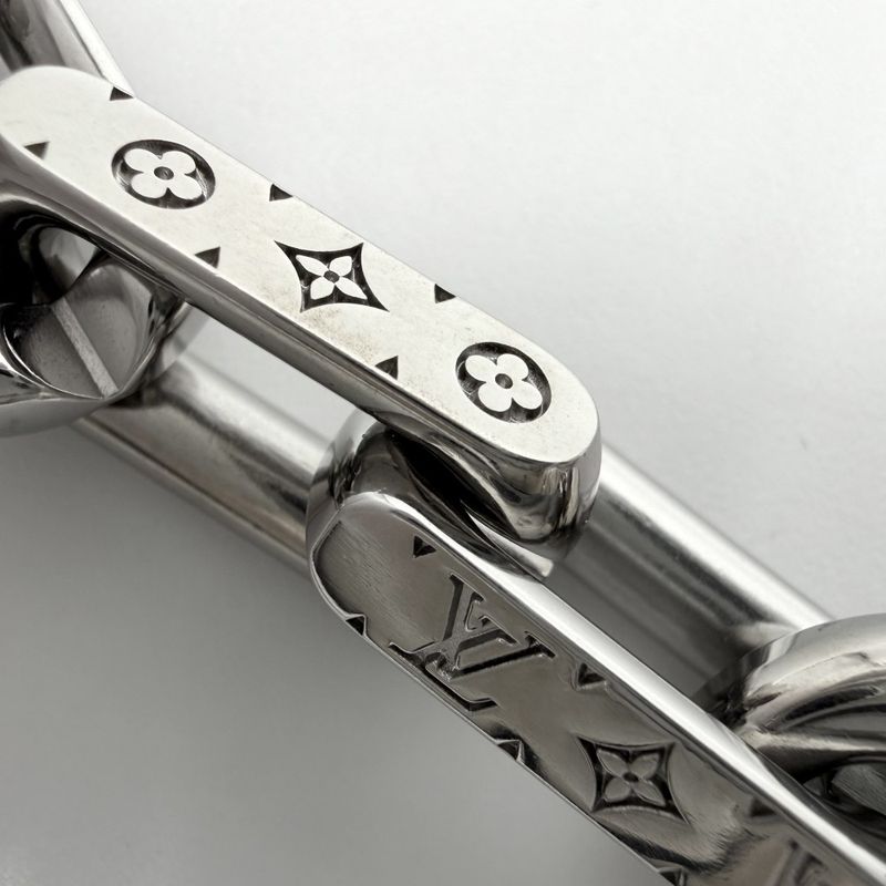 Louis Vuitton Bracelet Chain Monogram L